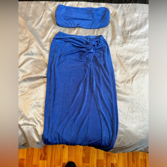 SHEIN 2 Piece Tube Top and Split Thigh Skirt - Picture 3 of 7